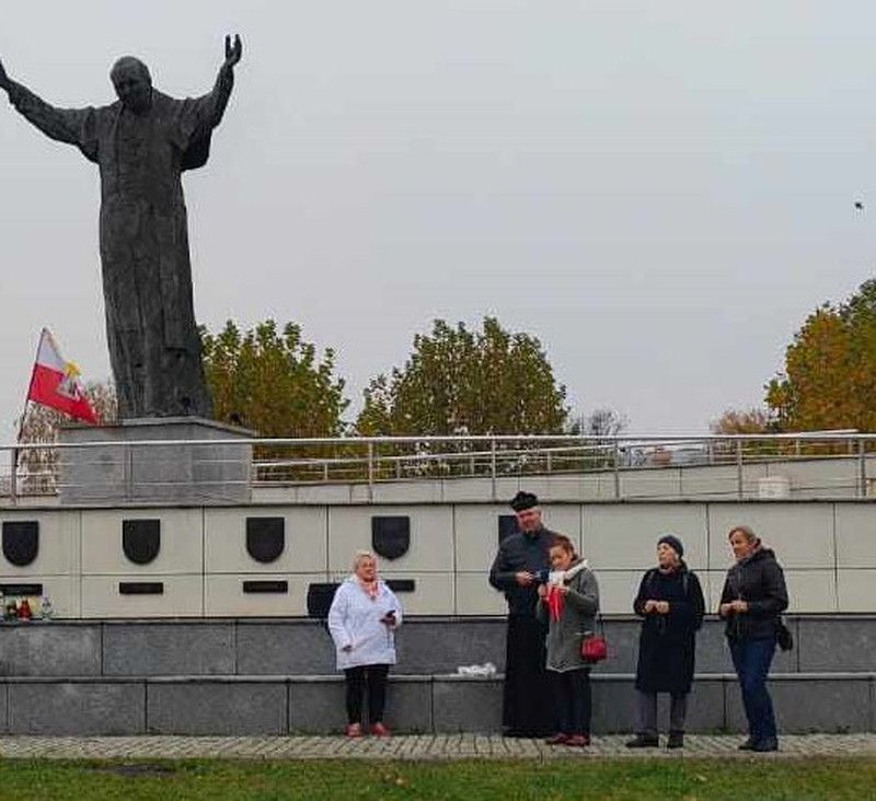 Modlitwa za Ojczyznę na Placu Papieskim