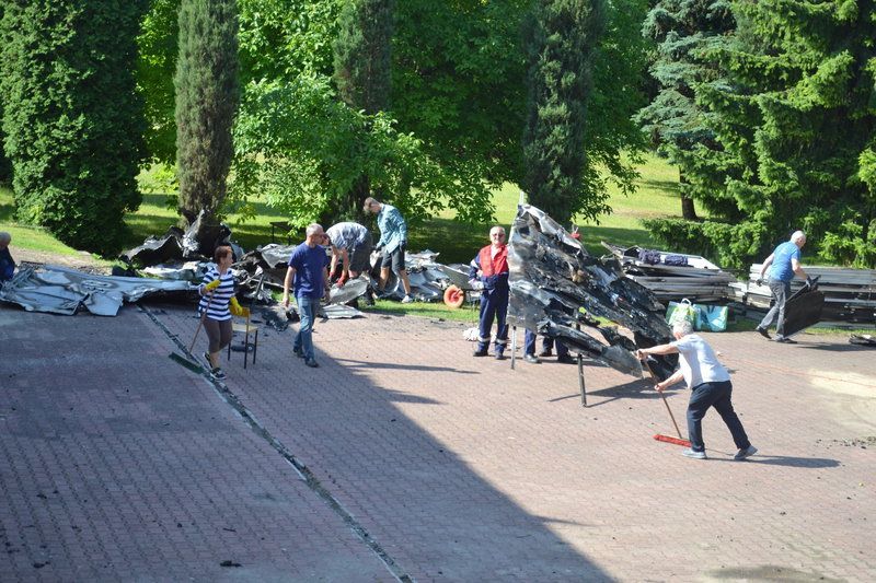 Pierwsze prace porządkowe