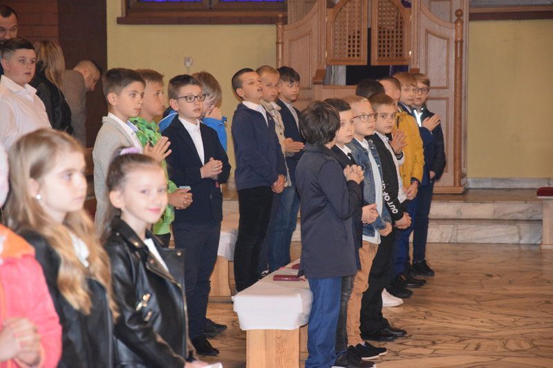 Pierwsza Spowiedź i Komunia dzieci z SP 40
