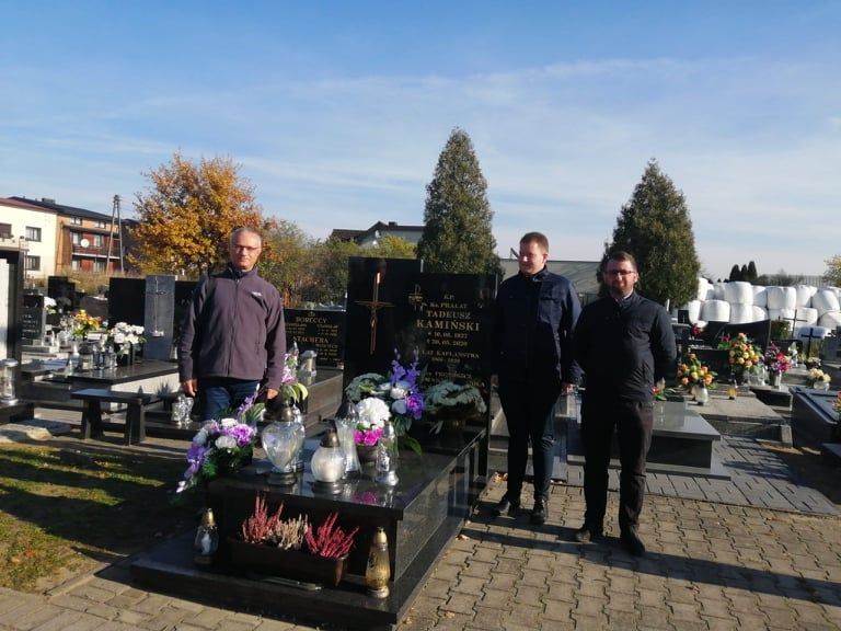 Pamiętamy o zmarłych kapłanach