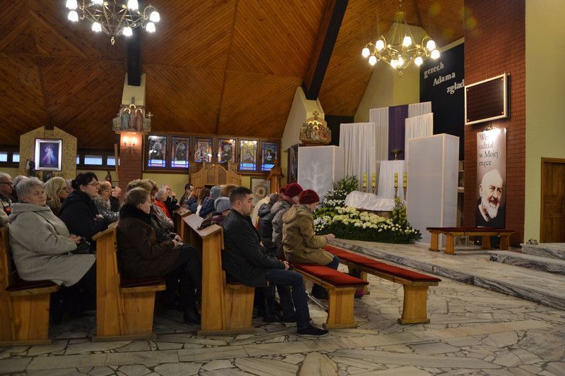 Wielki Czwartek - kapłaństwo, Eucharystia i ... zdrada