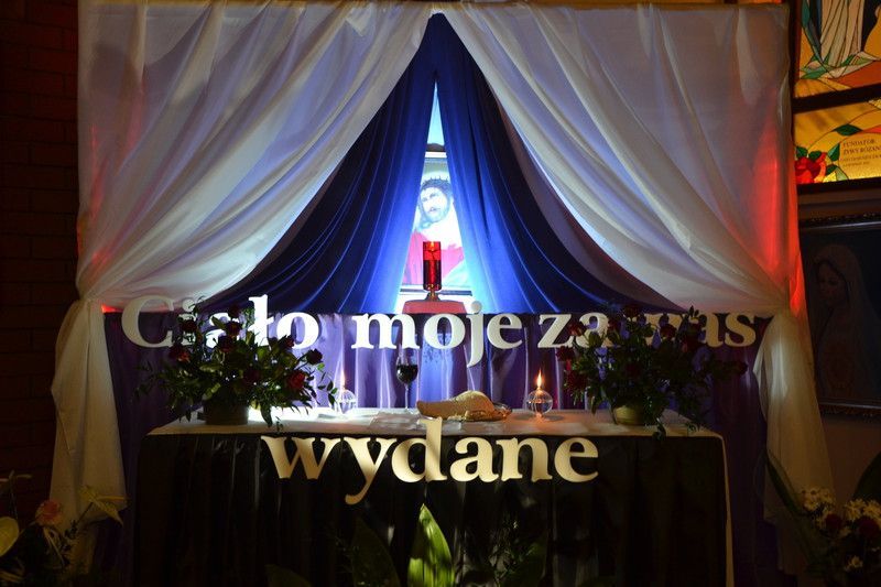 Wielki Piątek - śmierć Boga