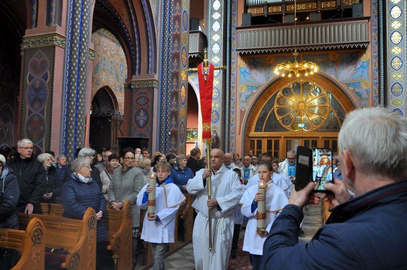 Pielgrzymka Róż Różańcowych do Dąbrowy Górniczej